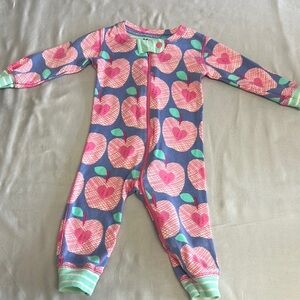 Hatley LIKE NEW Pink and Blue Apple Print Footie sleeper/Romper